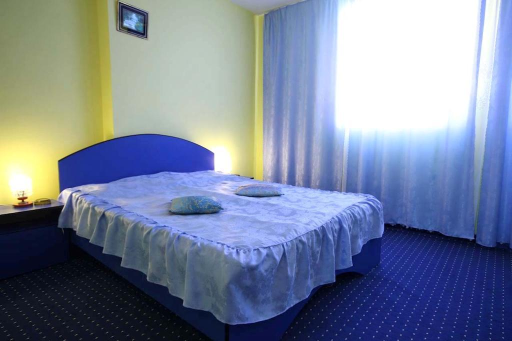 Hotel Dynes Eforie Nord Exteriör bild