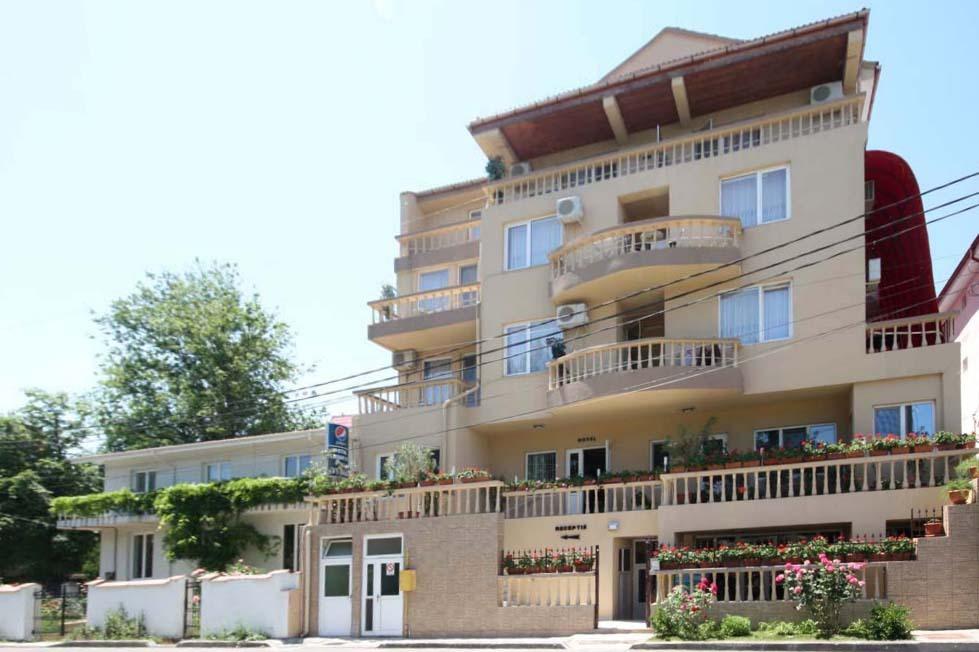 Hotel Dynes Eforie Nord Exteriör bild